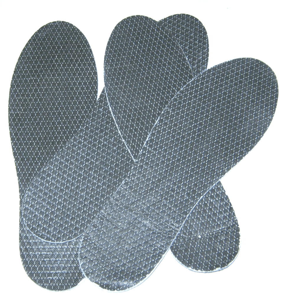 Two pairs of charcoal inner soles to keep men's feet smelling good